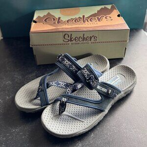 Skechers Reggae Trailway Women’s Sandals Size 12 Navy Gray New in Box